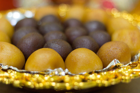 A variety of chef-made Indian sweets “Mithai” are now on sale ♪